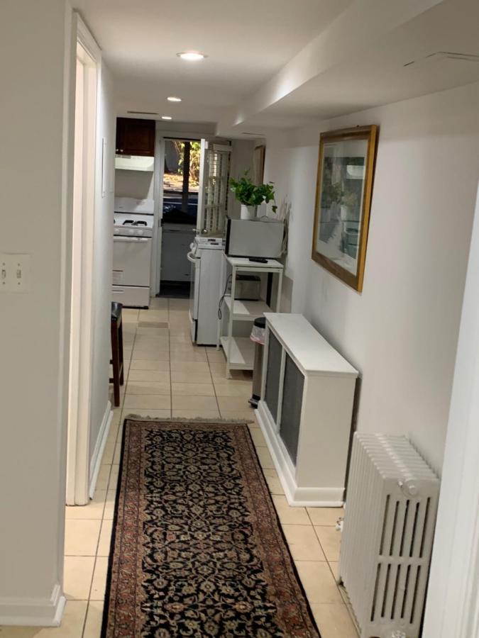Renovated English Basement 2Bdrm Home Near Metro Washington Exterior foto
